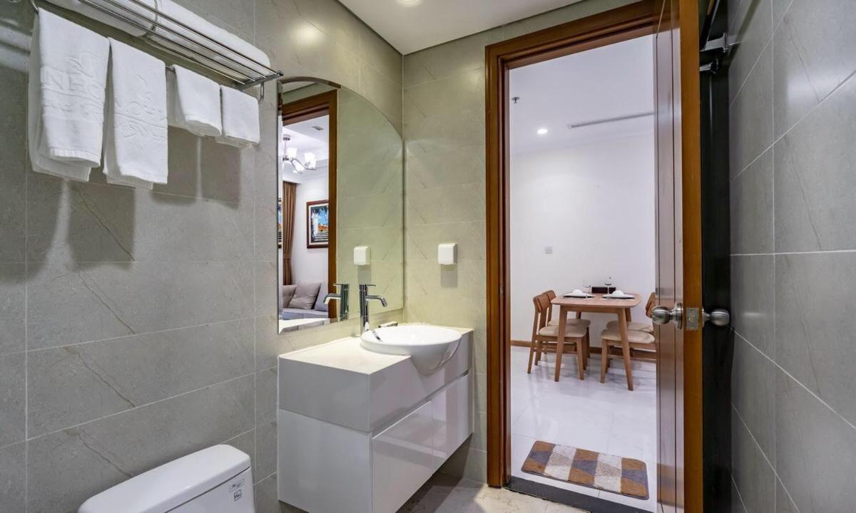 Cherry Homeapart Vinhomes Central Park Cidade de Ho Chi Minh Exterior foto
